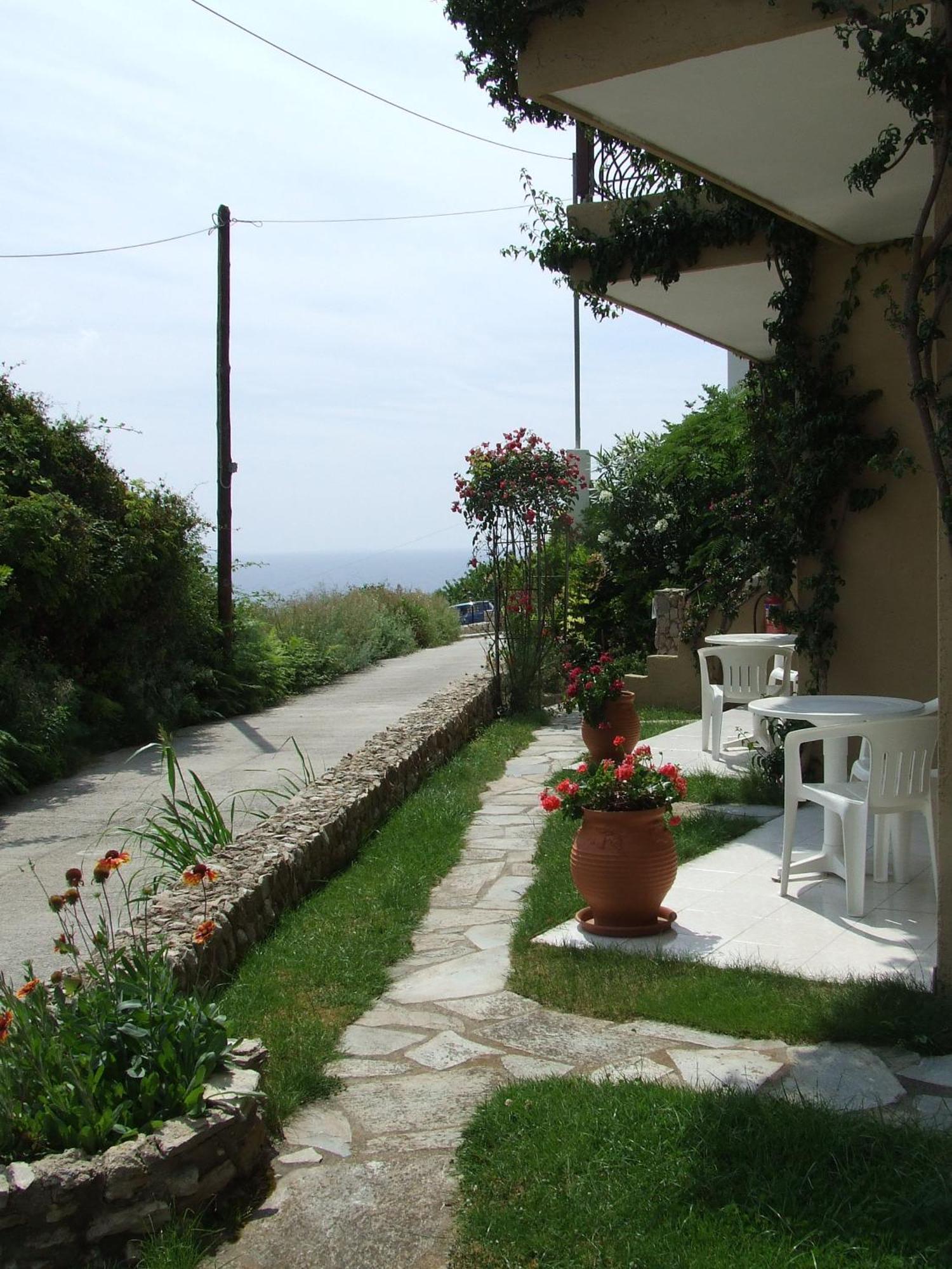 Dawn'S Rooms Patitírion Exterior foto